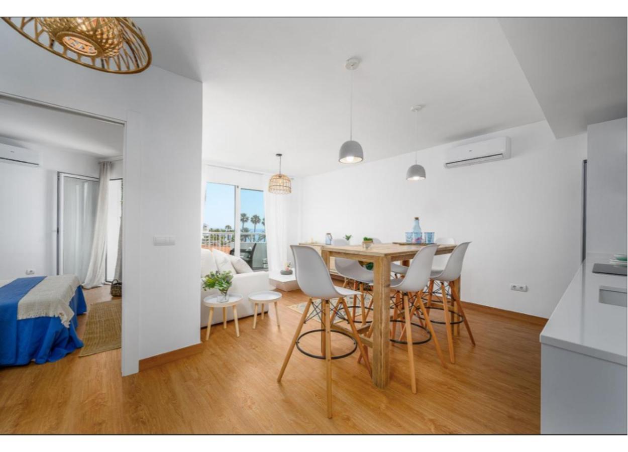Apartment 511 Torresol, Sea Views Нерха Экстерьер фото